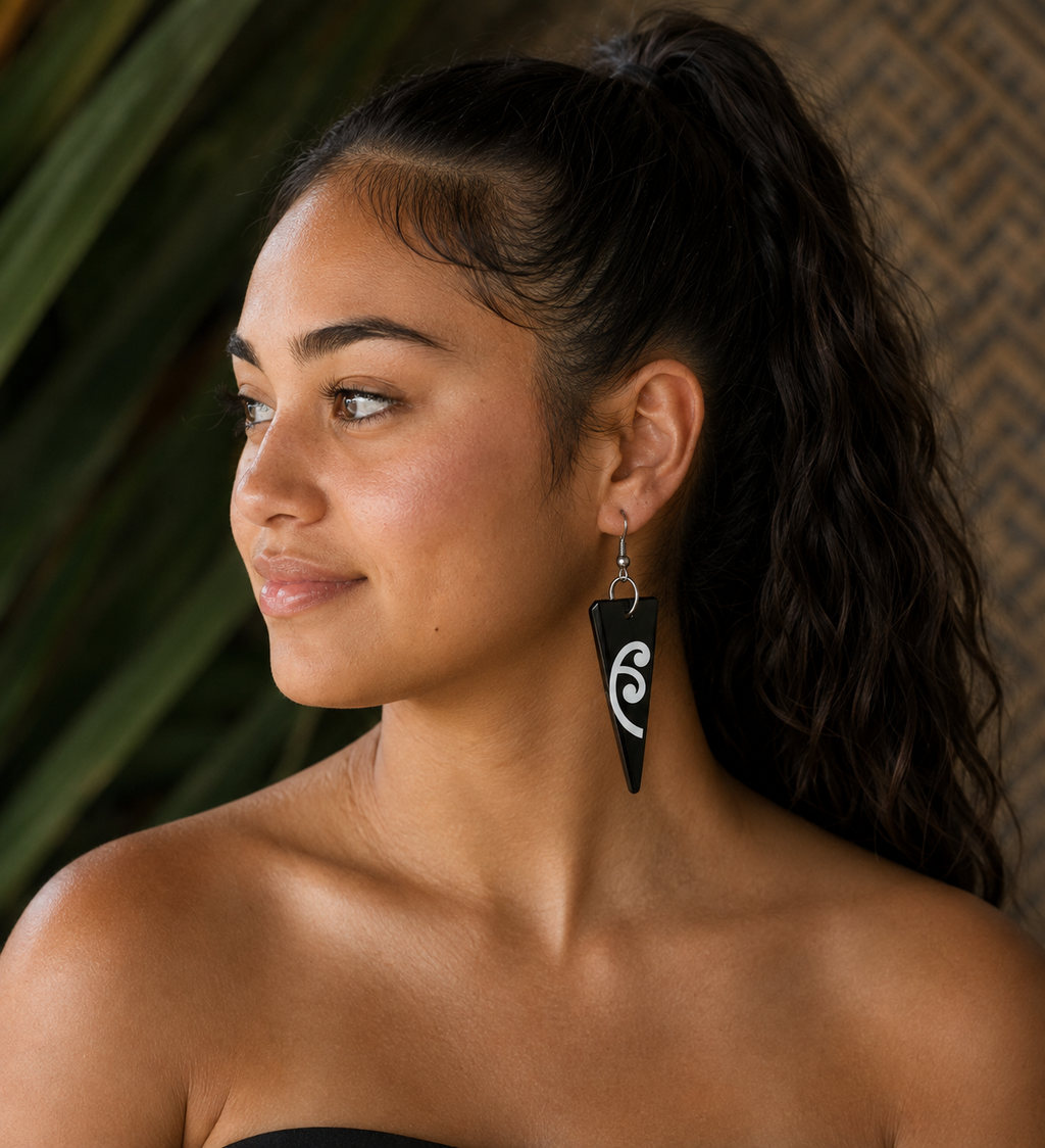 Black upside down Triangle ‘Te Po’ Earrings